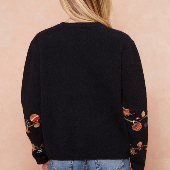 Women's Holiday Snowflakes Ornaments Embroidered Black Cardigan Sweater S-XL - Picture 6 of 6